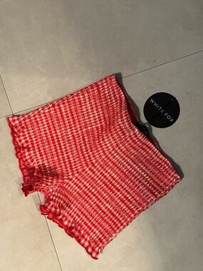 white fox short XS NWT